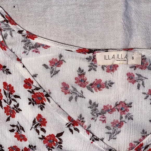 Floral Ruffle Crop Top - Picture 4 of 6